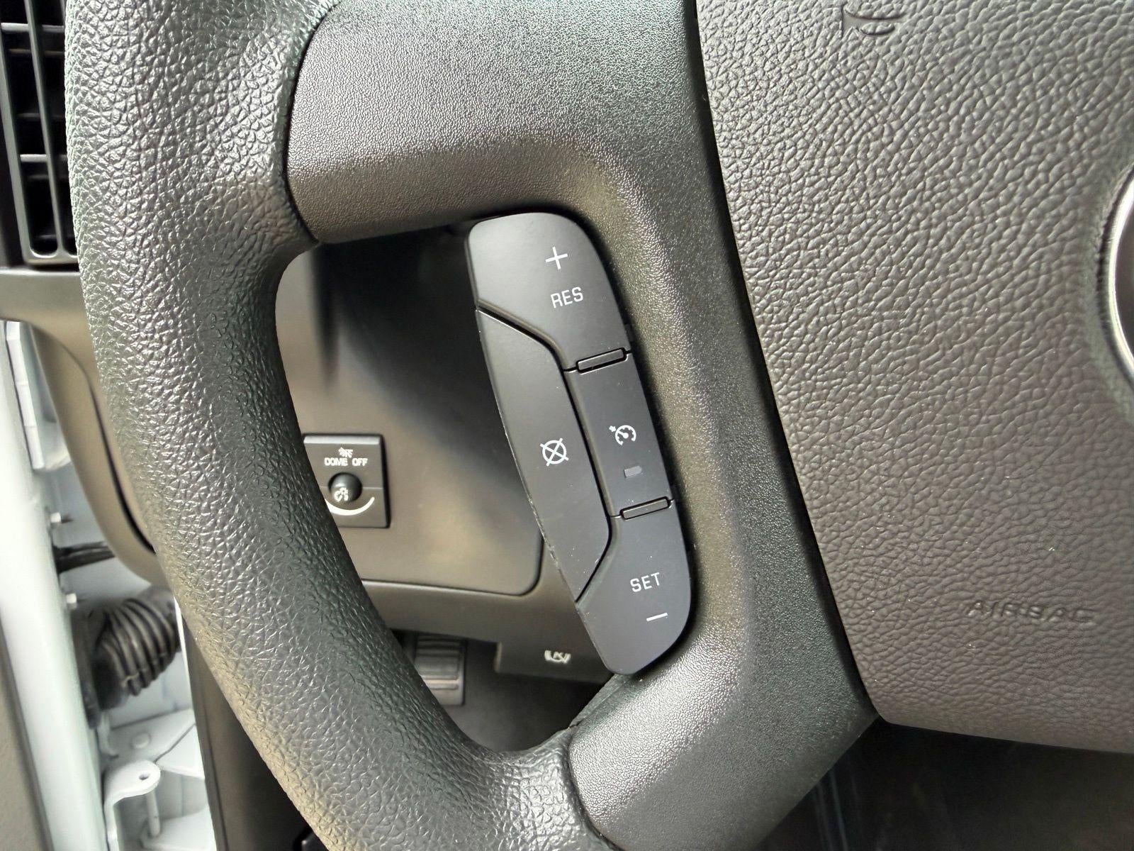 2026 GMC Savana Cutaway 3500 Base