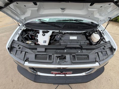 2026 GMC Savana Cutaway 3500 Base