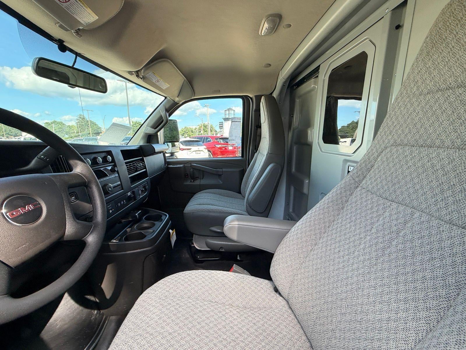 2026 GMC Savana Cutaway 3500 Base