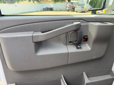 2026 GMC Savana Cutaway 3500 Base