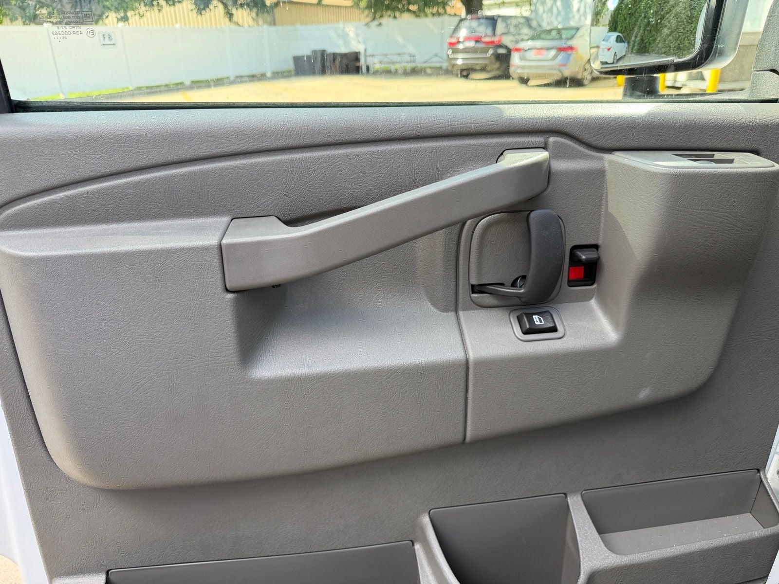 2026 GMC Savana Cutaway 3500 Base
