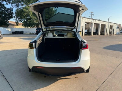 2024 Tesla Model Y Performance