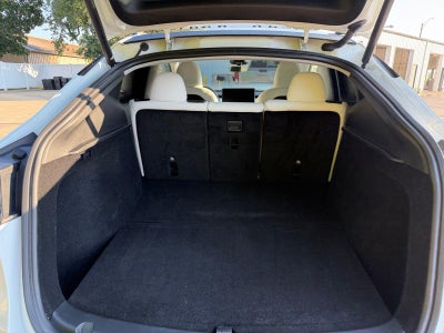 2024 Tesla Model Y Performance