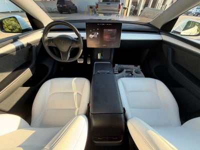 2024 Tesla Model Y Performance