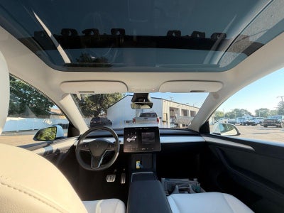 2024 Tesla Model Y Performance
