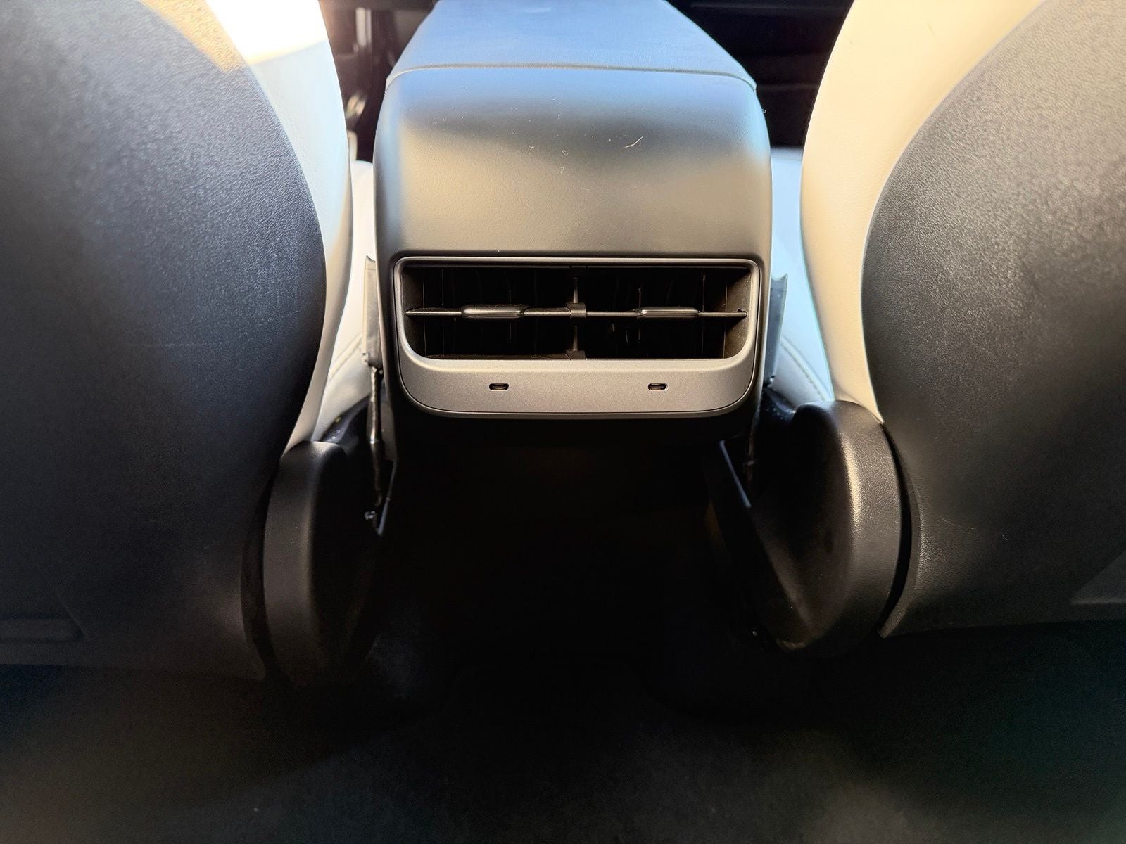 2024 Tesla Model Y Performance