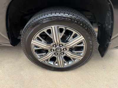 2025 Toyota Sequoia Capstone