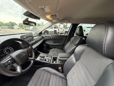 2022 Mitsubishi Outlander SE
