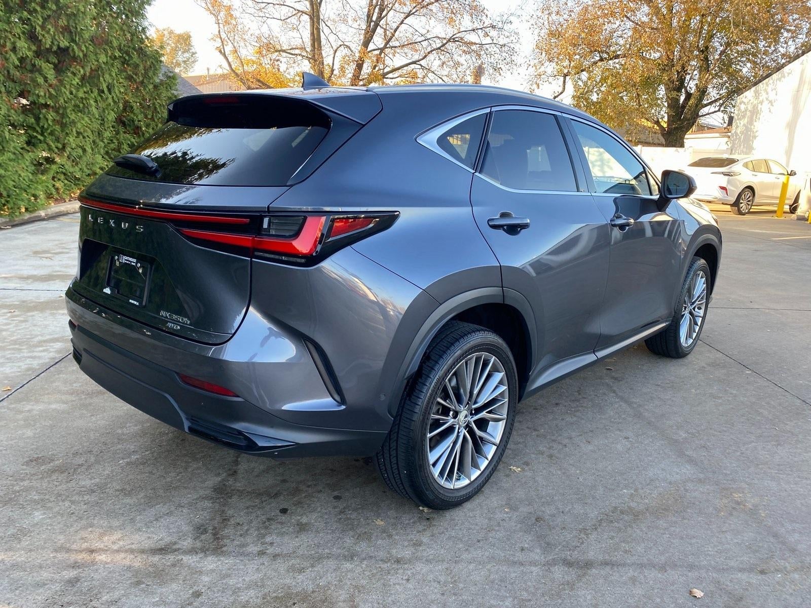 2022 Lexus NX 350h Luxury