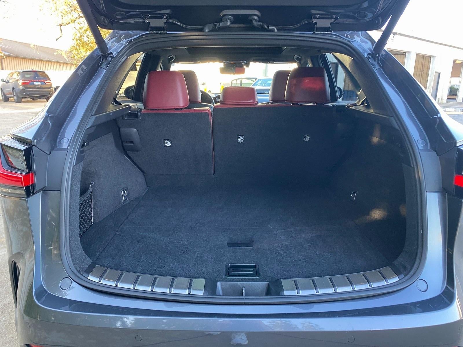 2022 Lexus NX 350h Luxury