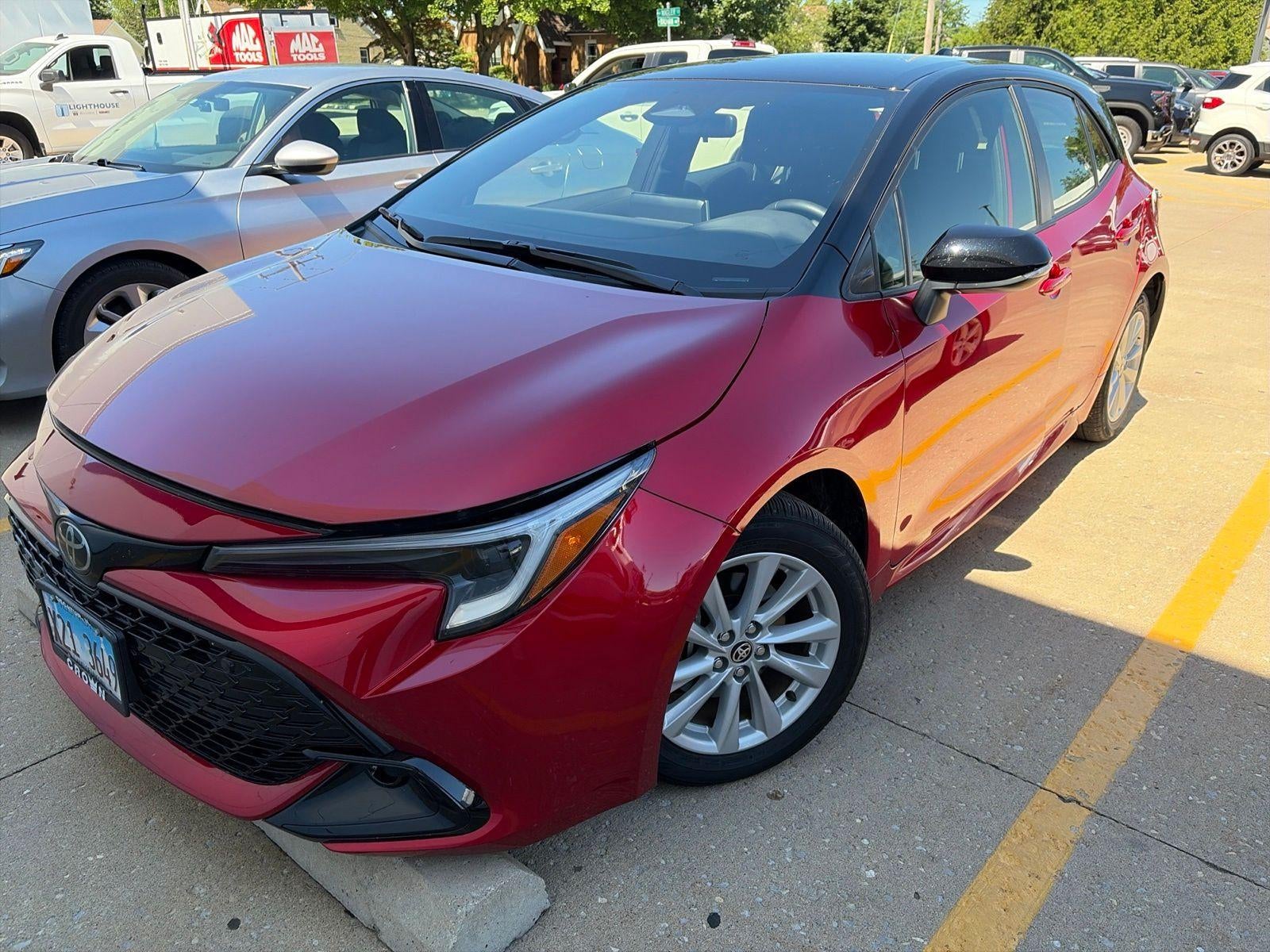 2025 Toyota Corolla Hatchback SE