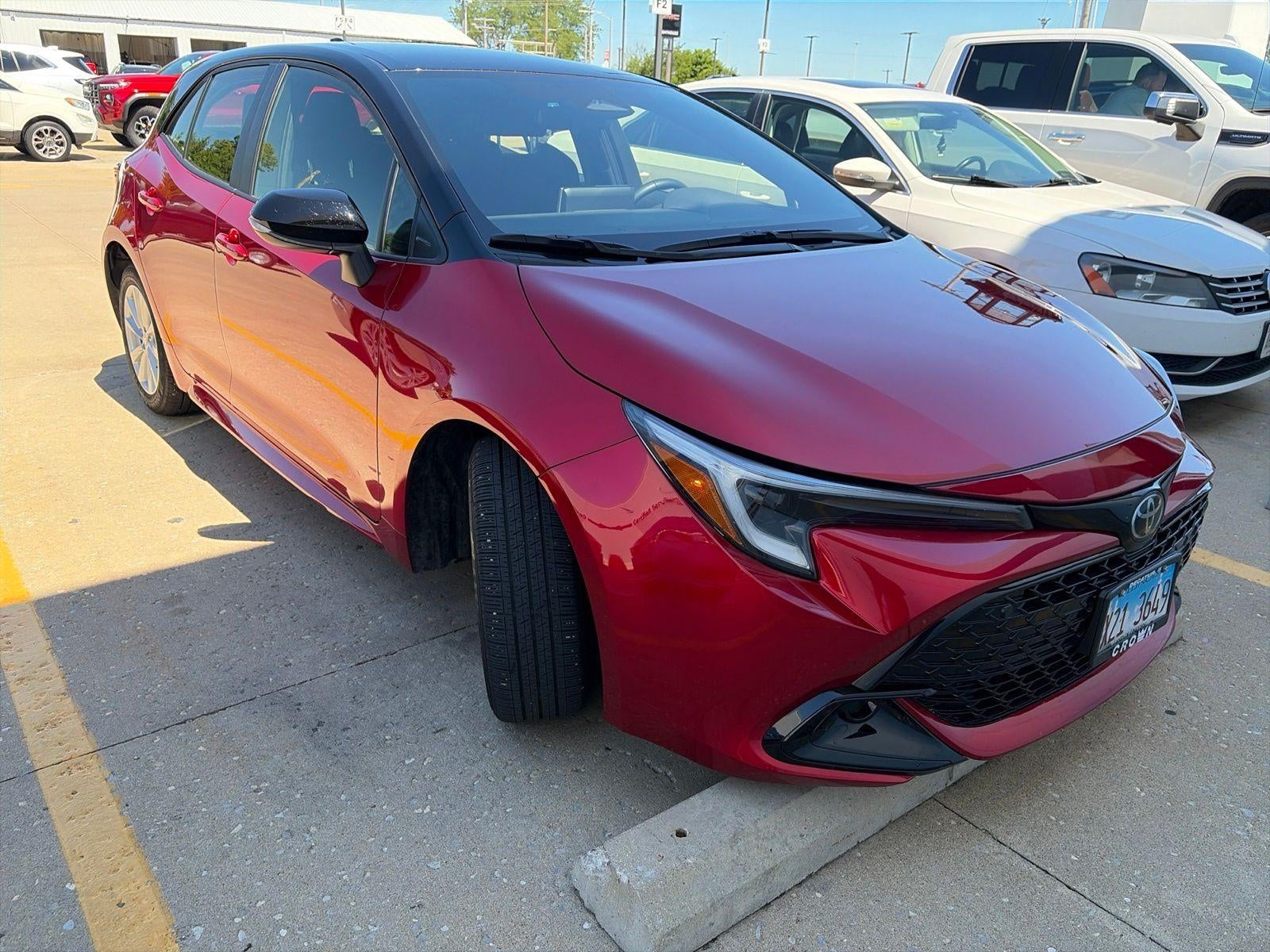 2025 Toyota Corolla Hatchback SE
