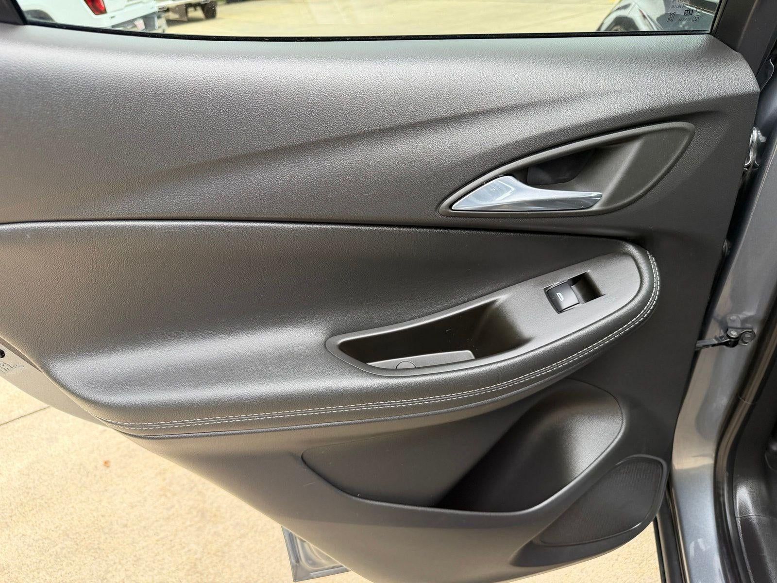 2021 Buick Encore GX Essence
