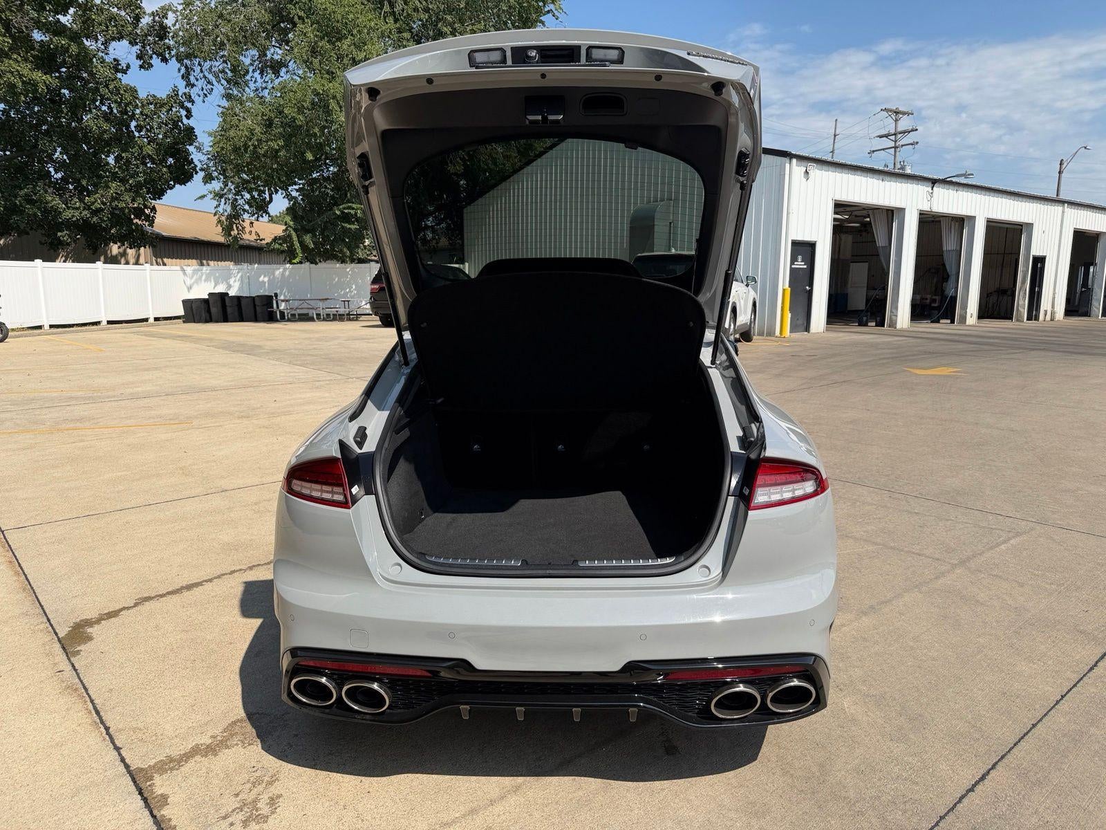 2023 Kia Stinger GT-Line