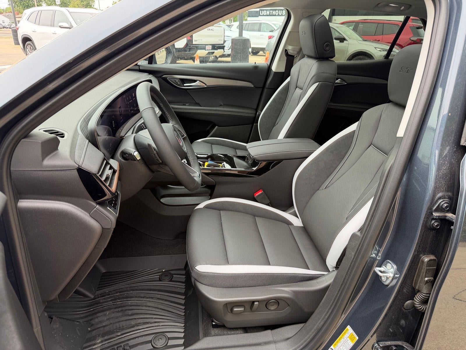 2026 Buick Envision Sport Touring - Photo 11