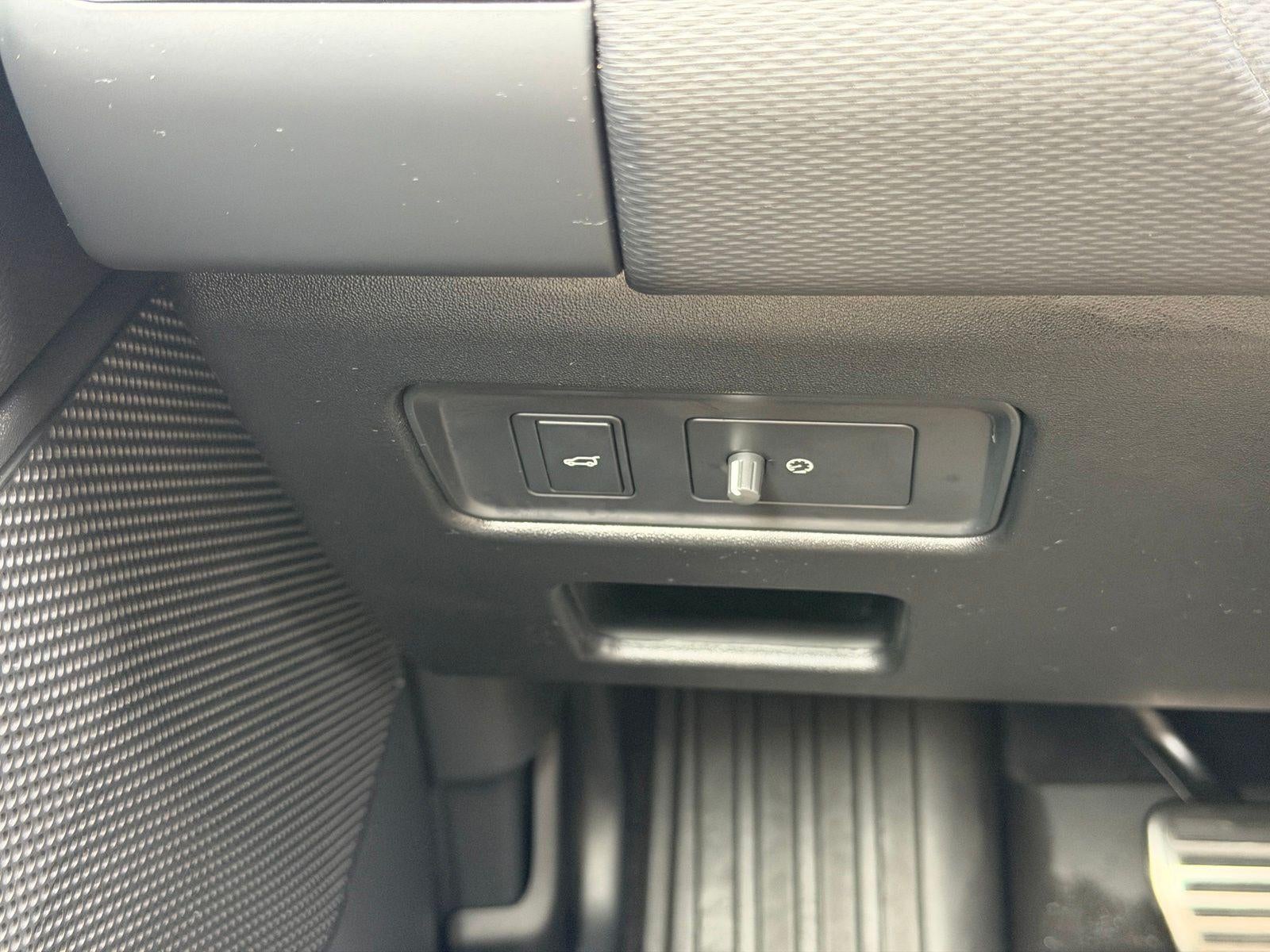 2024 Land Rover Discovery Dynamic SE