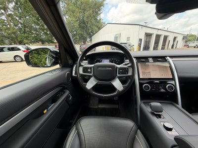 2024 Land Rover Discovery Dynamic SE