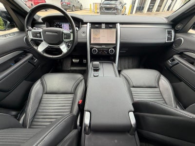 2024 Land Rover Discovery Dynamic SE