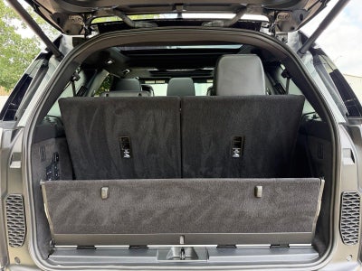 2024 Land Rover Discovery Dynamic SE