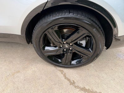 2024 Land Rover Discovery Dynamic SE