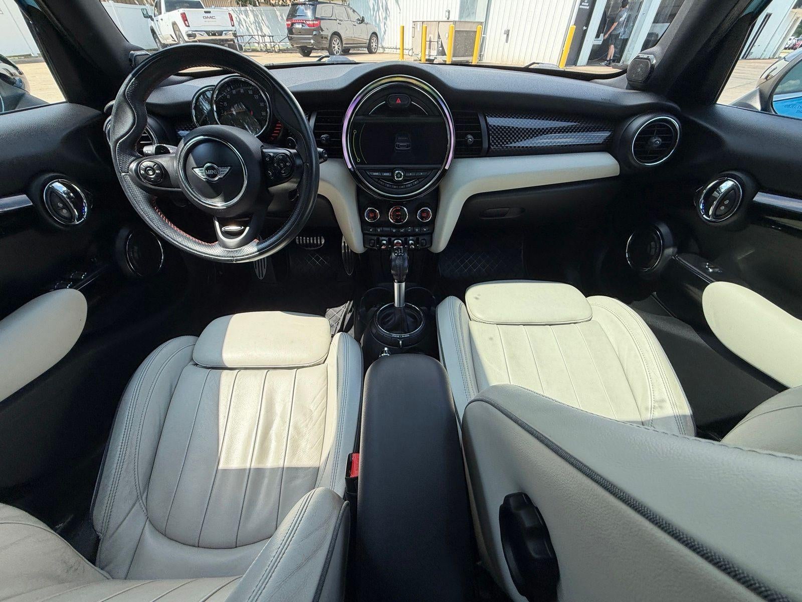 2015 MINI Cooper Hardtop 4 Door Base
