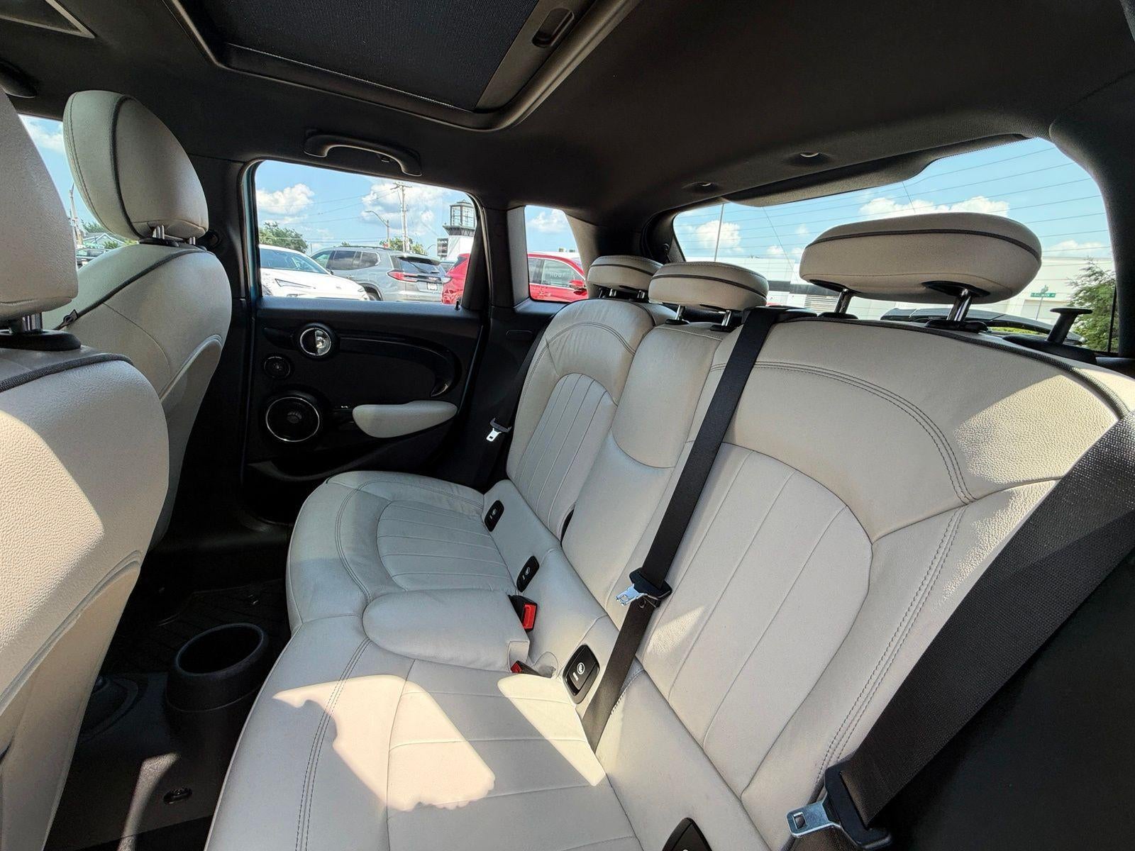 2015 MINI Cooper Hardtop 4 Door Base