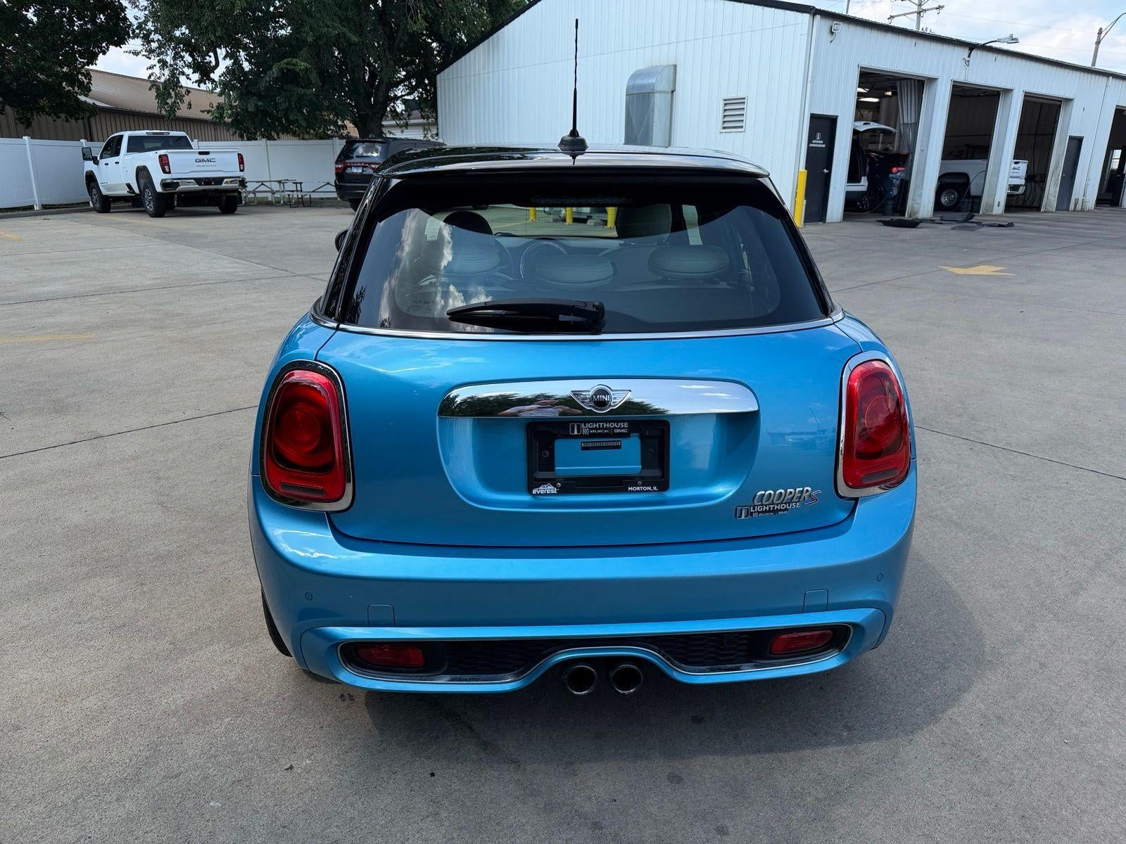 2015 MINI Cooper Hardtop 4 Door Base