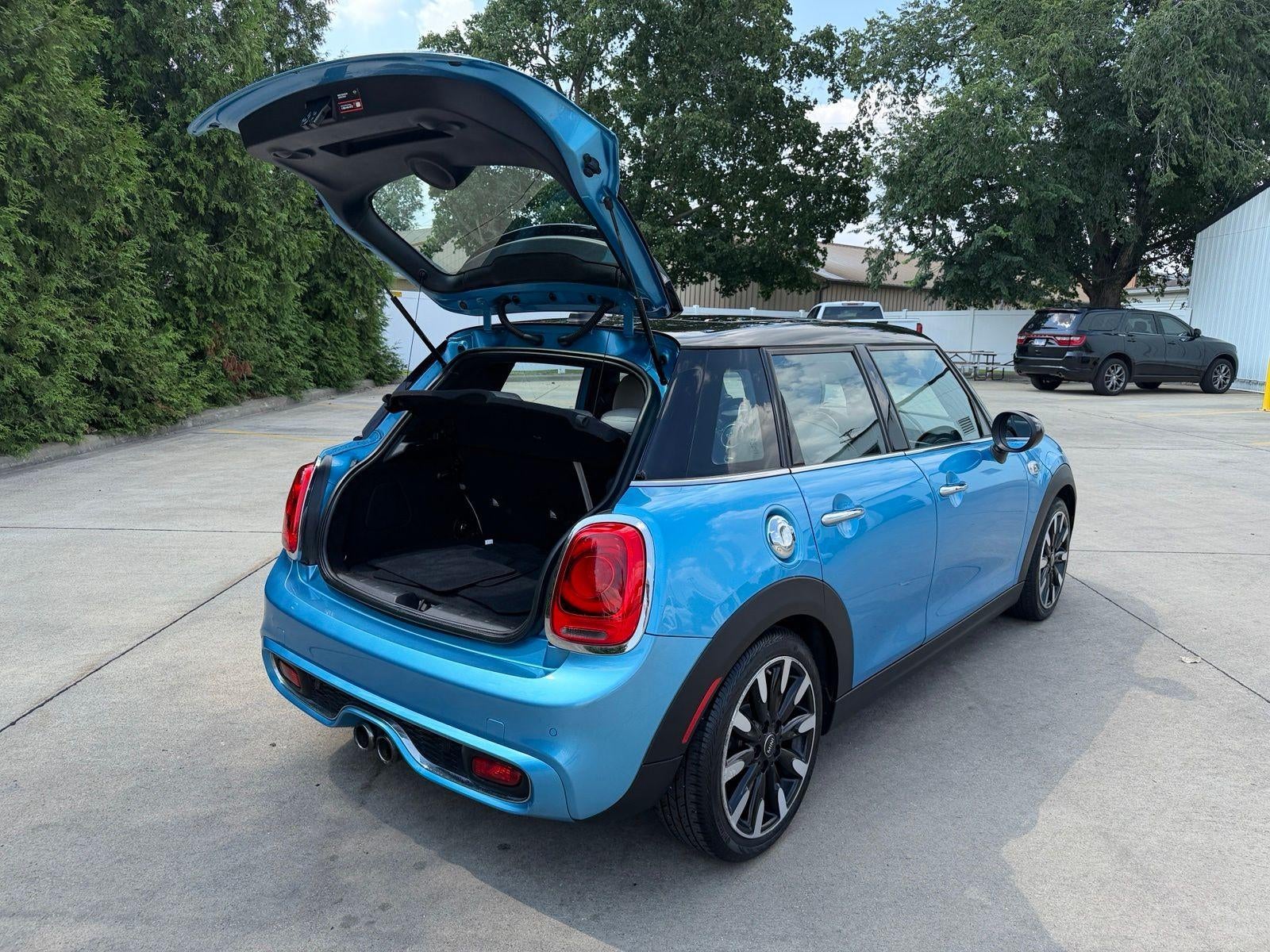 2015 MINI Cooper Hardtop 4 Door Base