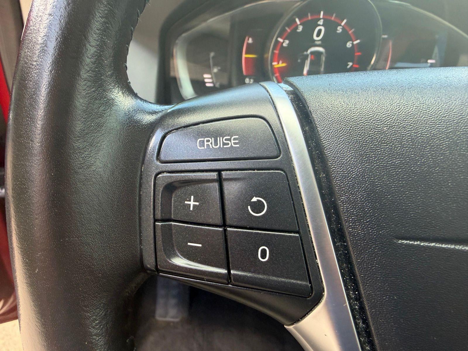 2017 Volvo XC60 T5 Inscription